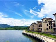 寶墩湖度假村·暢享冰川水道·泡英石溫泉兩日游